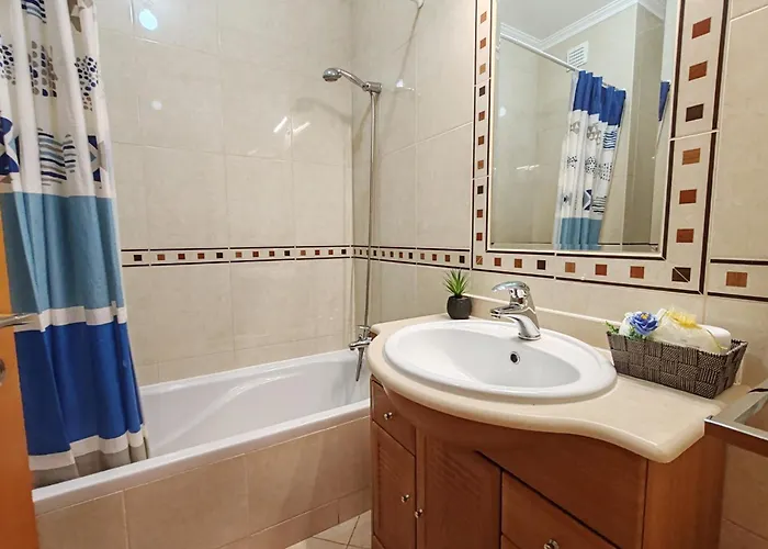 3e Arcos 6 - Casas & Papeis * Armação de Pêra